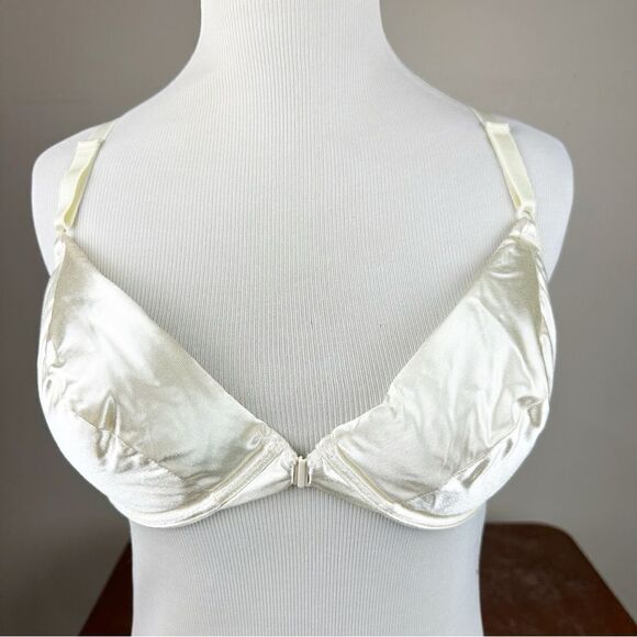 Victorias Secret Ivory Second Skin Bra Vintage 90s 34C Push Up - Picture 1 of 7